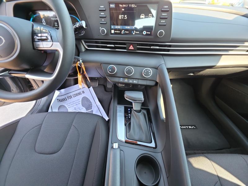 new 2025 Hyundai Elantra car, priced at $24,439
