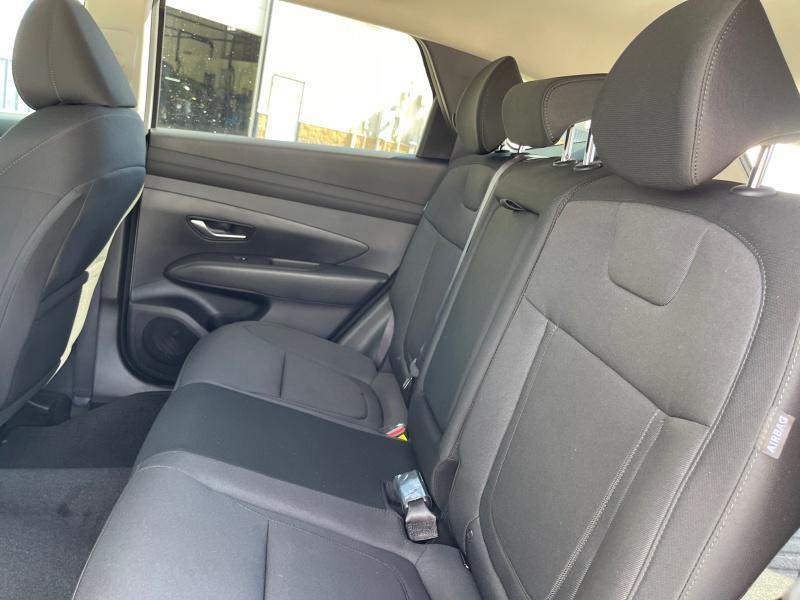 new 2025 Hyundai TUCSON Hybrid car, priced at $34,414