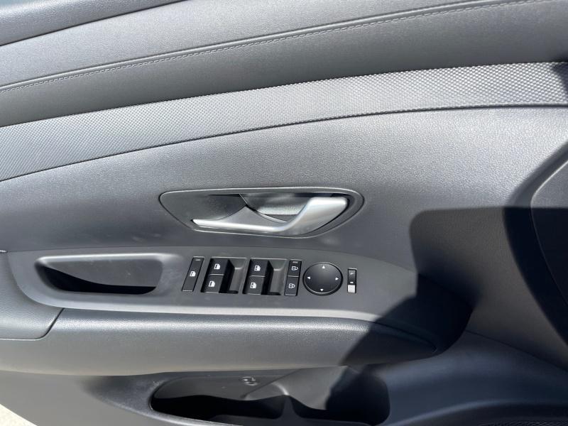 new 2025 Hyundai TUCSON Hybrid car, priced at $34,414