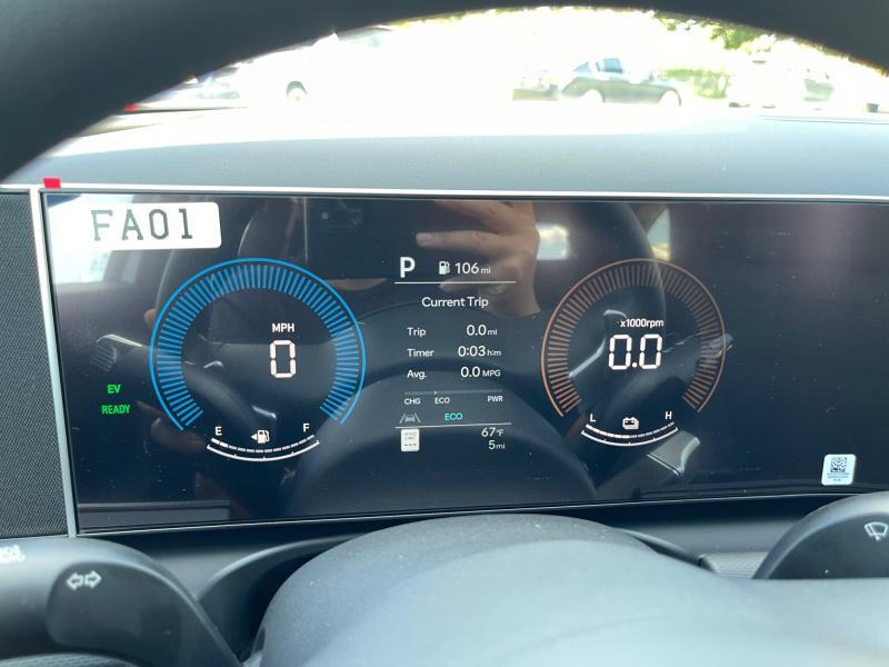 new 2025 Hyundai TUCSON Hybrid car, priced at $34,414