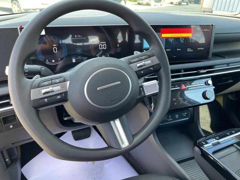 new 2025 Hyundai TUCSON Hybrid car, priced at $34,414