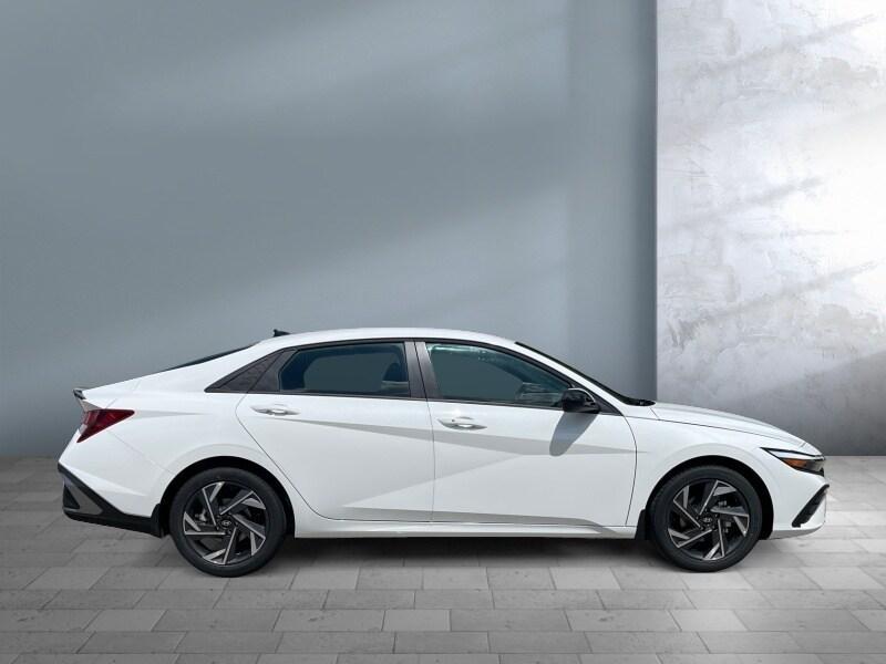 new 2025 Hyundai Elantra car, priced at $25,909