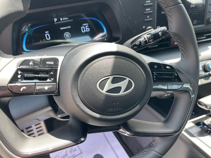 new 2025 Hyundai Elantra car, priced at $25,909