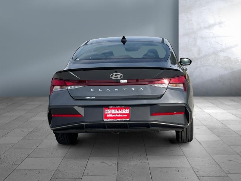 new 2025 Hyundai Elantra car, priced at $24,084