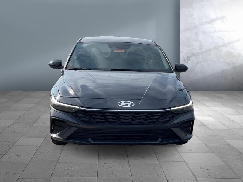 new 2025 Hyundai Elantra car, priced at $24,084