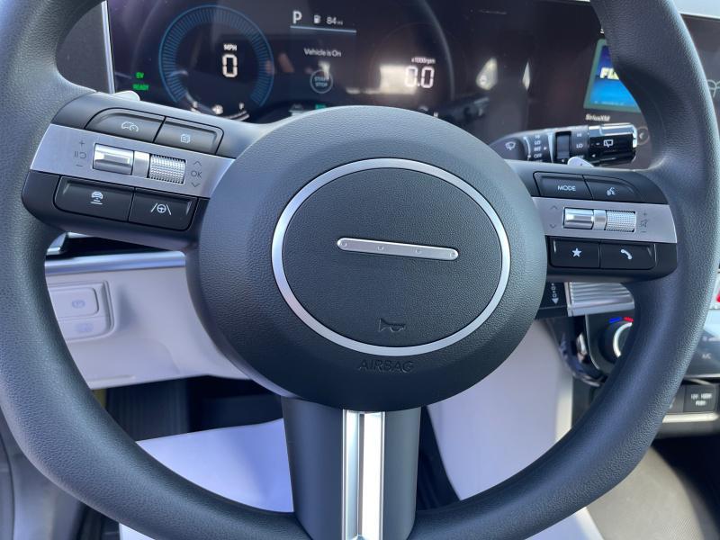 new 2025 Hyundai TUCSON Hybrid car, priced at $34,819