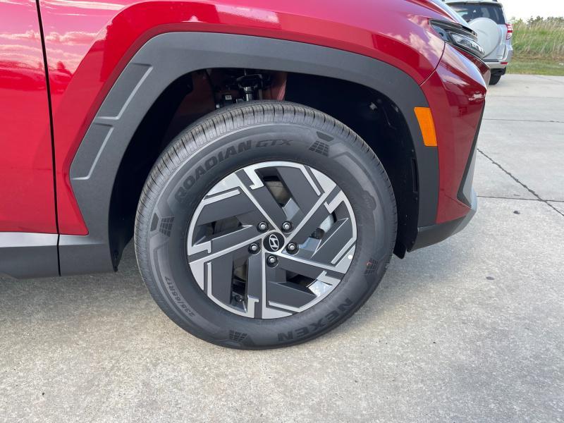 new 2025 Hyundai TUCSON Hybrid car, priced at $34,819