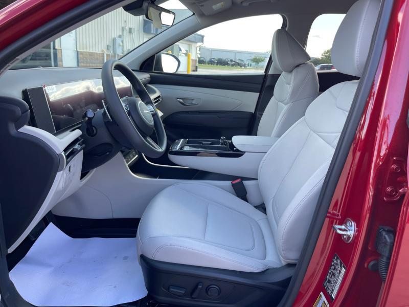 new 2025 Hyundai TUCSON Hybrid car, priced at $34,819