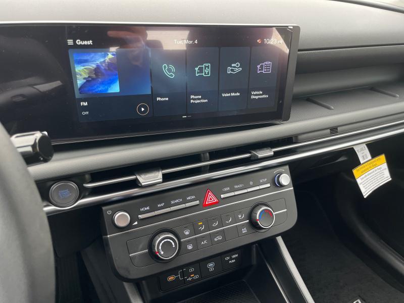 new 2025 Hyundai Tucson car, priced at $28,999