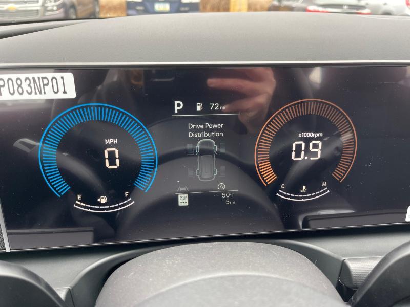 new 2025 Hyundai Tucson car, priced at $28,999