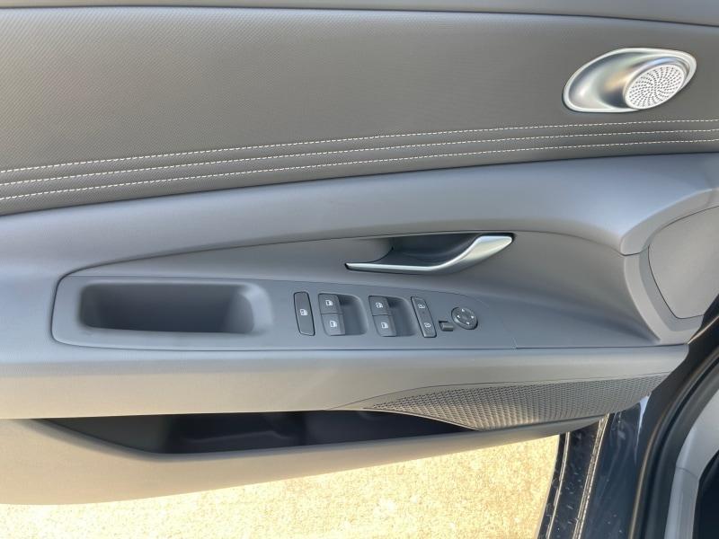 new 2025 Hyundai Elantra car, priced at $25,399