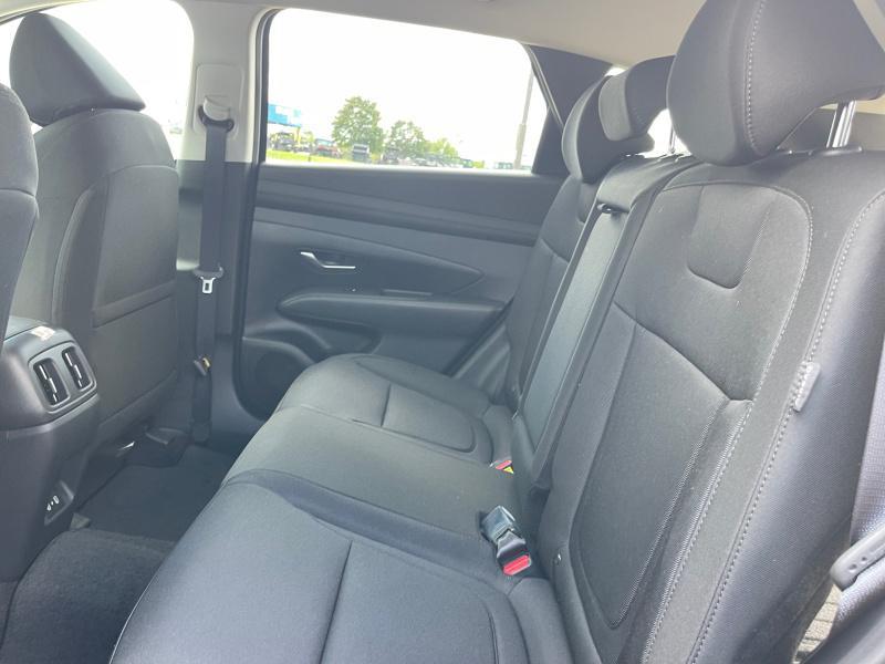 new 2025 Hyundai TUCSON Hybrid car, priced at $33,914