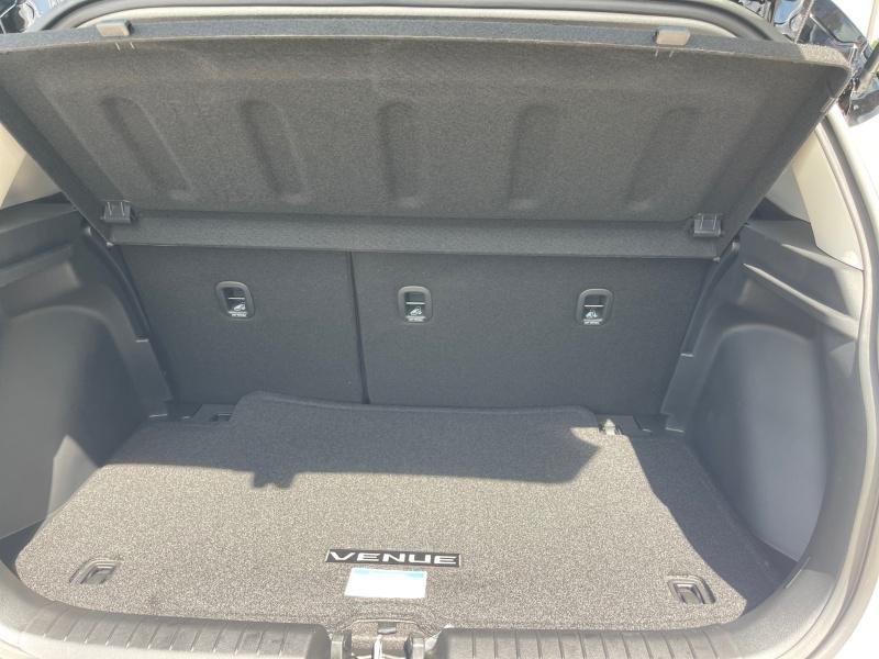 new 2025 Hyundai Venue car, priced at $25,294