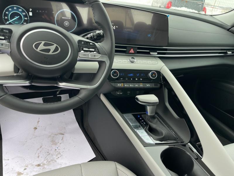 new 2025 Hyundai ELANTRA HEV car, priced at $27,999