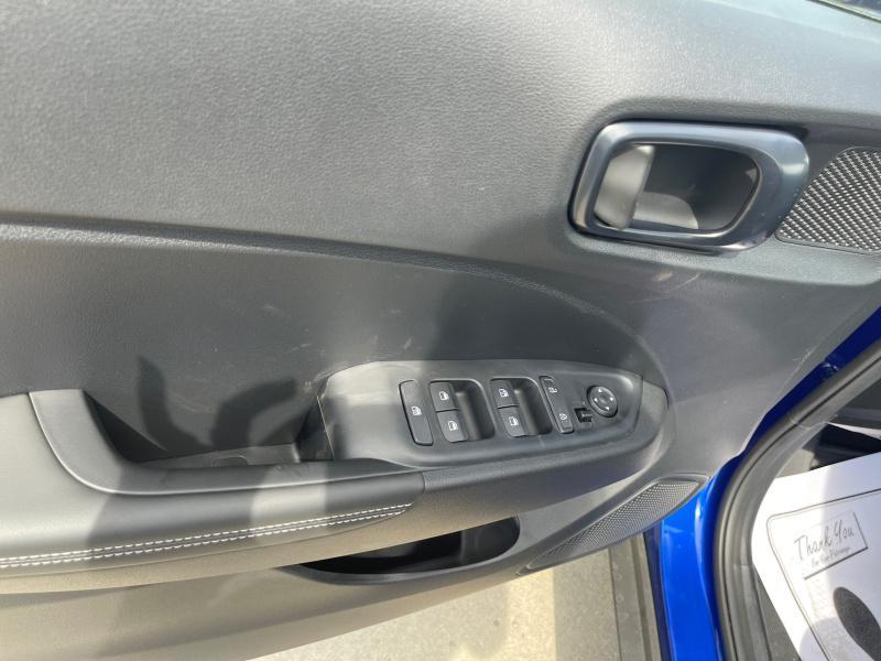 new 2025 Hyundai Venue car, priced at $25,289