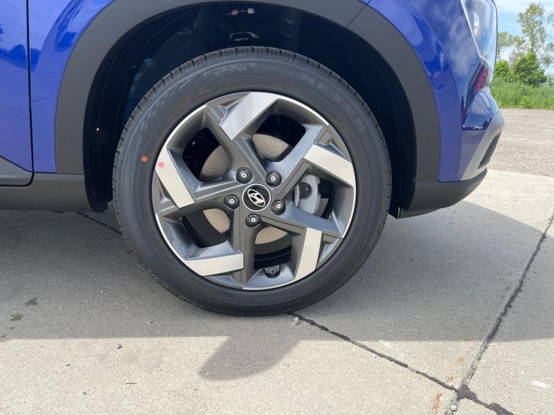 new 2025 Hyundai Venue car, priced at $25,289
