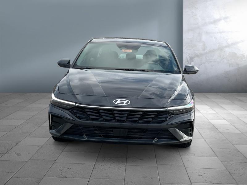 new 2025 Hyundai Elantra car, priced at $26,644