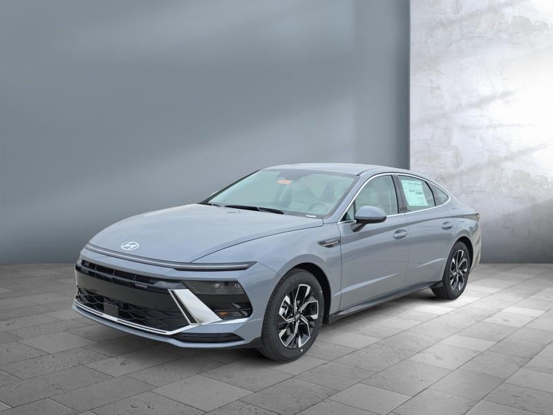 new 2025 Hyundai Sonata car, priced at $30,234