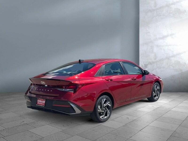 new 2025 Hyundai Elantra car, priced at $25,924