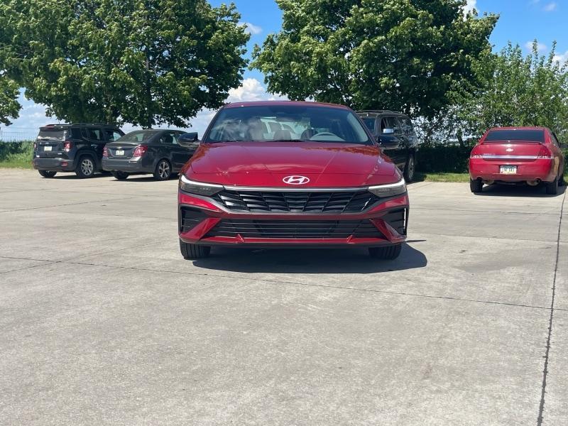 new 2025 Hyundai Elantra car, priced at $25,924