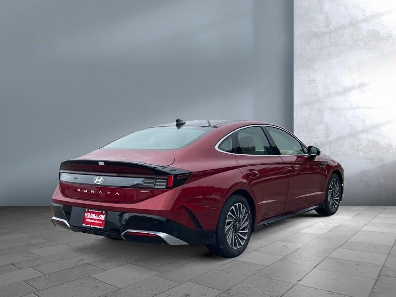 new 2025 Hyundai Sonata Hybrid car, priced at $40,389