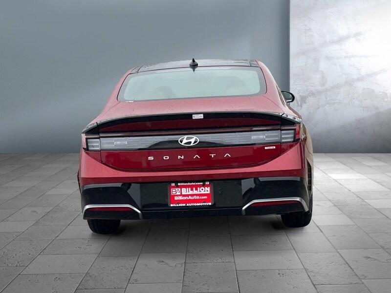 new 2025 Hyundai Sonata Hybrid car, priced at $40,389