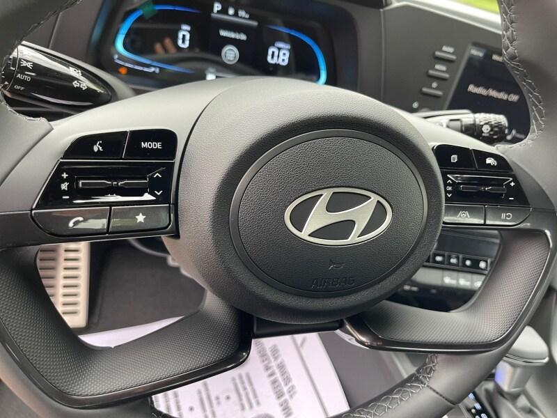 new 2025 Hyundai Elantra car, priced at $25,934