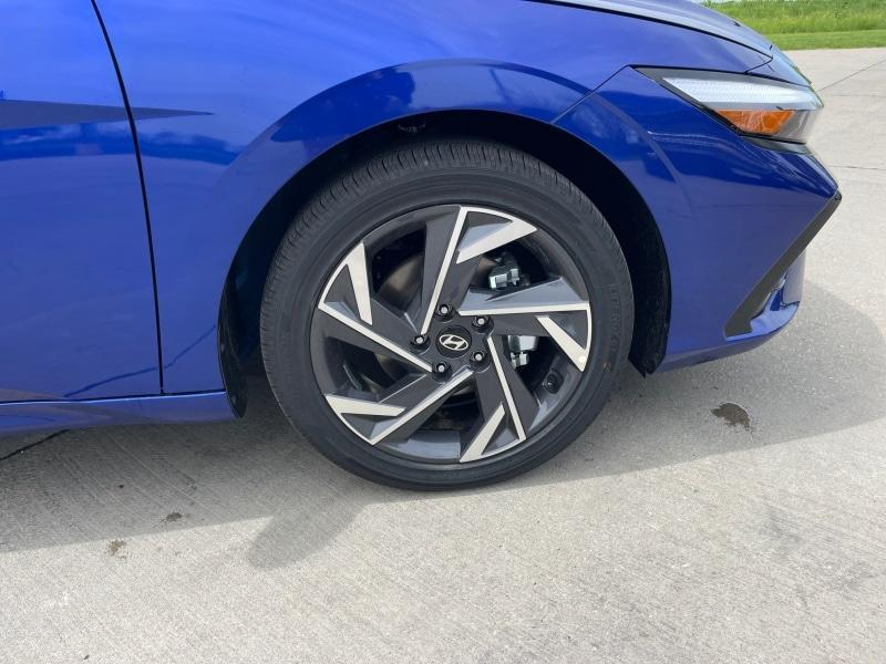 new 2025 Hyundai ELANTRA HEV car, priced at $32,014