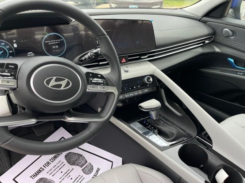 new 2025 Hyundai ELANTRA HEV car, priced at $32,014