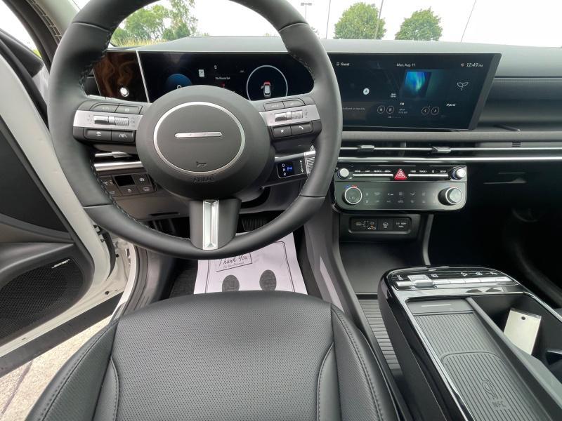 new 2025 Hyundai TUCSON Hybrid car, priced at $42,499