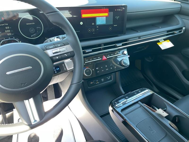 new 2025 Hyundai TUCSON Hybrid car, priced at $39,179