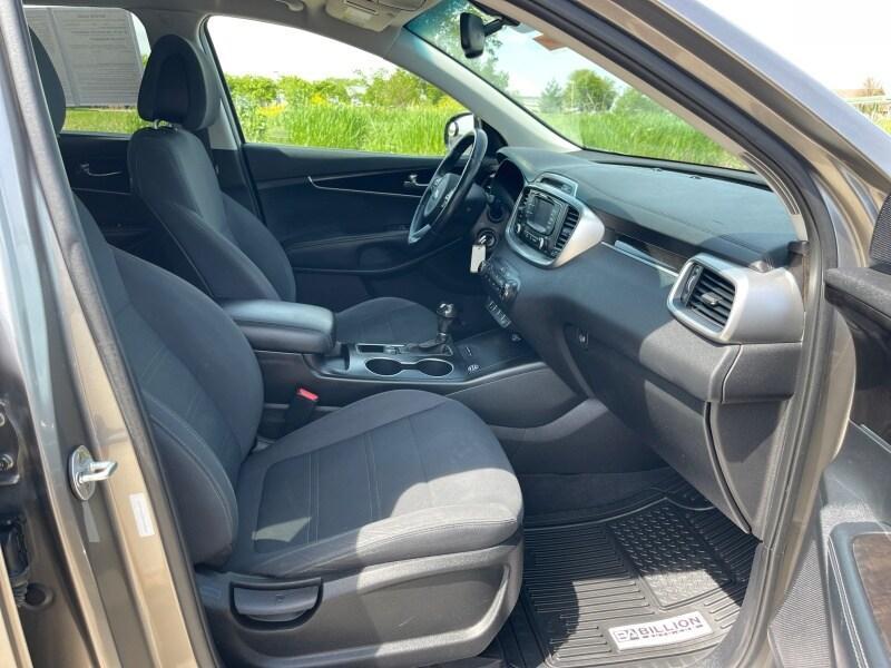 used 2016 Kia Sorento car, priced at $12,950