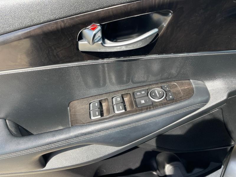 used 2016 Kia Sorento car, priced at $12,970