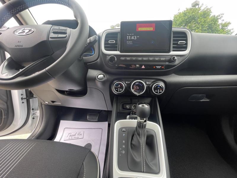 new 2025 Hyundai Venue car, priced at $25,284