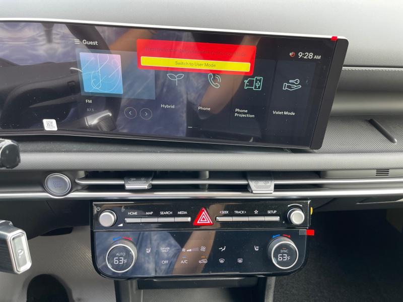 new 2025 Hyundai TUCSON Hybrid car, priced at $34,214