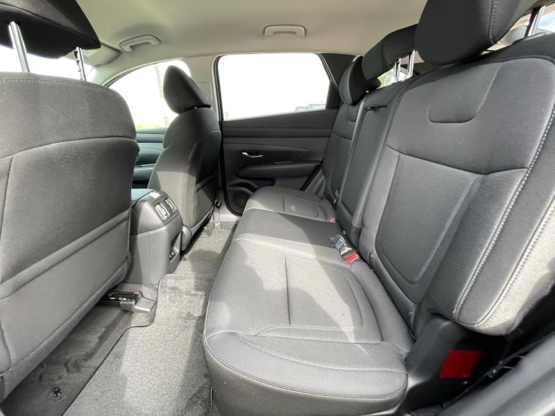 new 2025 Hyundai TUCSON Hybrid car, priced at $34,214