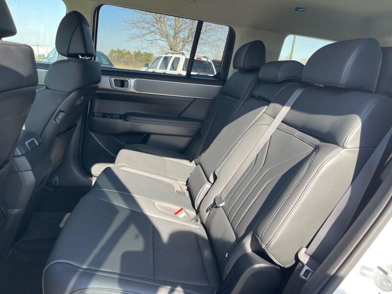 new 2025 Hyundai SANTA FE HEV car, priced at $42,638