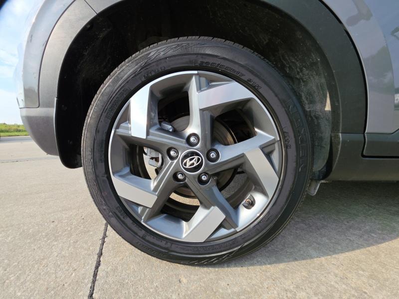 used 2022 Hyundai Venue car, priced at $17,970