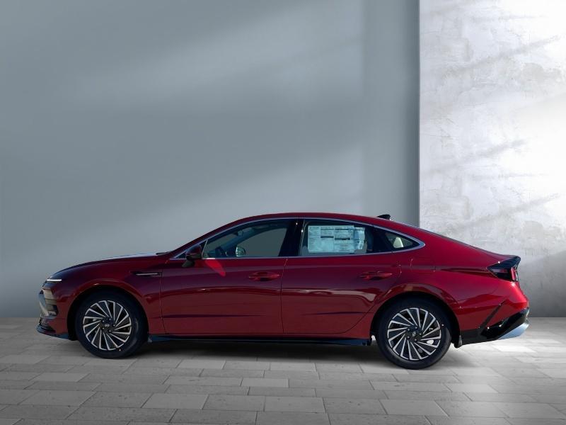 new 2025 Hyundai Sonata Hybrid car, priced at $32,559