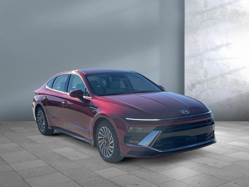 new 2025 Hyundai Sonata Hybrid car, priced at $33,559