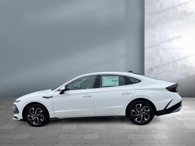 new 2024 Hyundai Sonata car, priced at $29,084