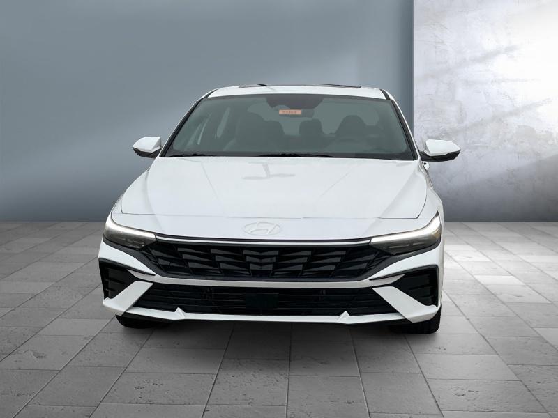 new 2025 Hyundai Elantra HEV car, priced at $31,954