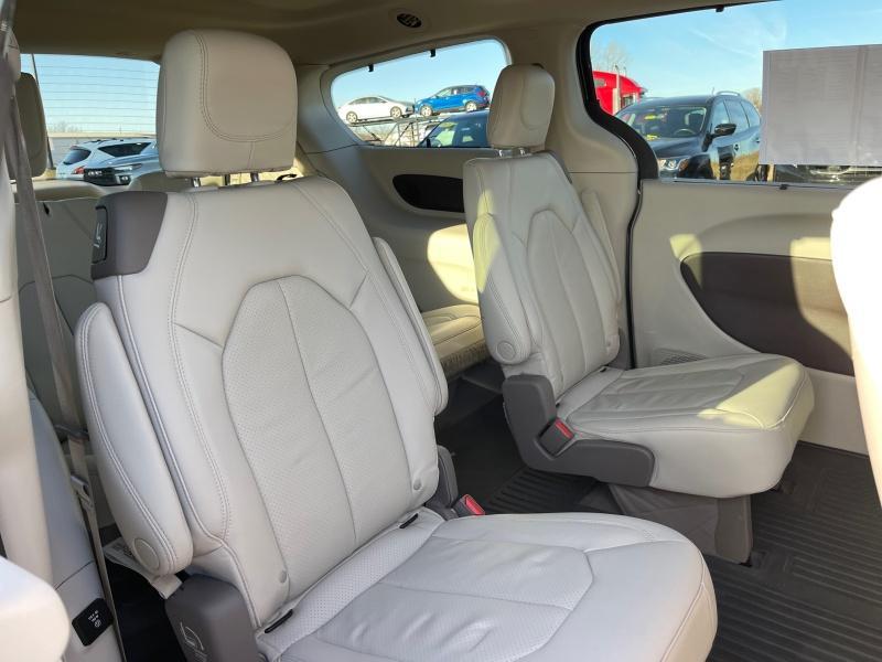 used 2021 Chrysler Pacifica car, priced at $32,970