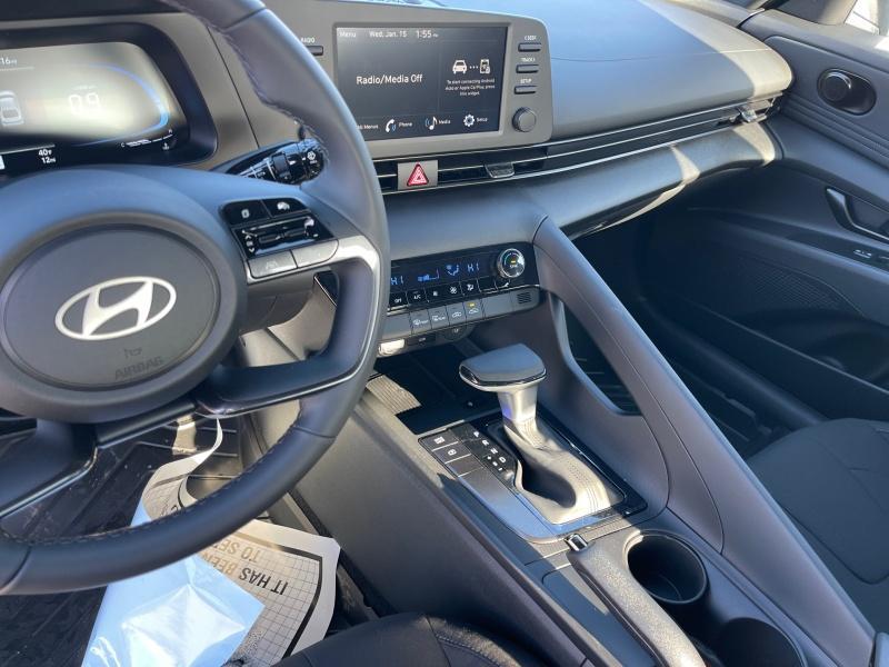 new 2025 Hyundai Elantra car, priced at $25,064