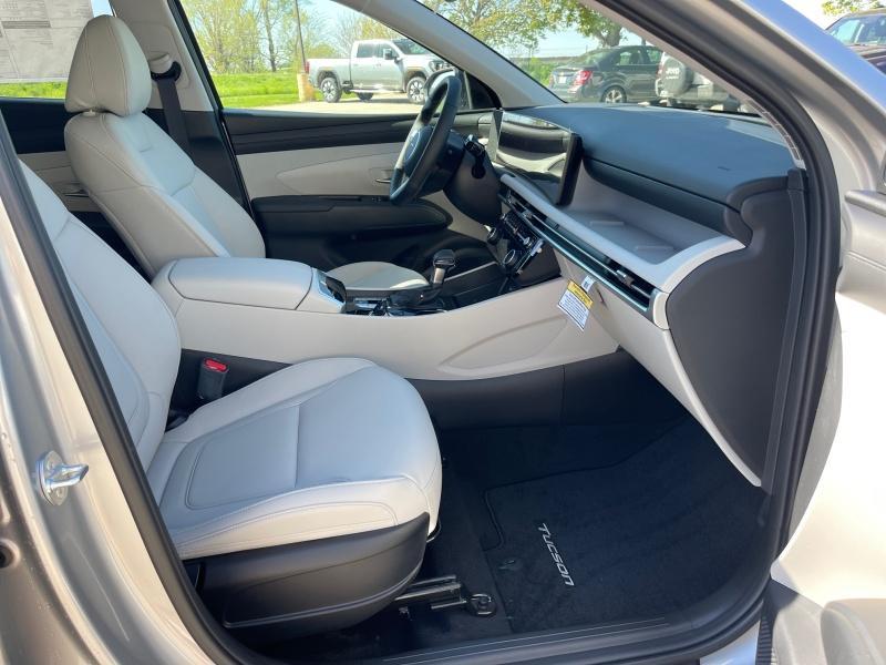 new 2025 Hyundai Tucson car, priced at $36,999