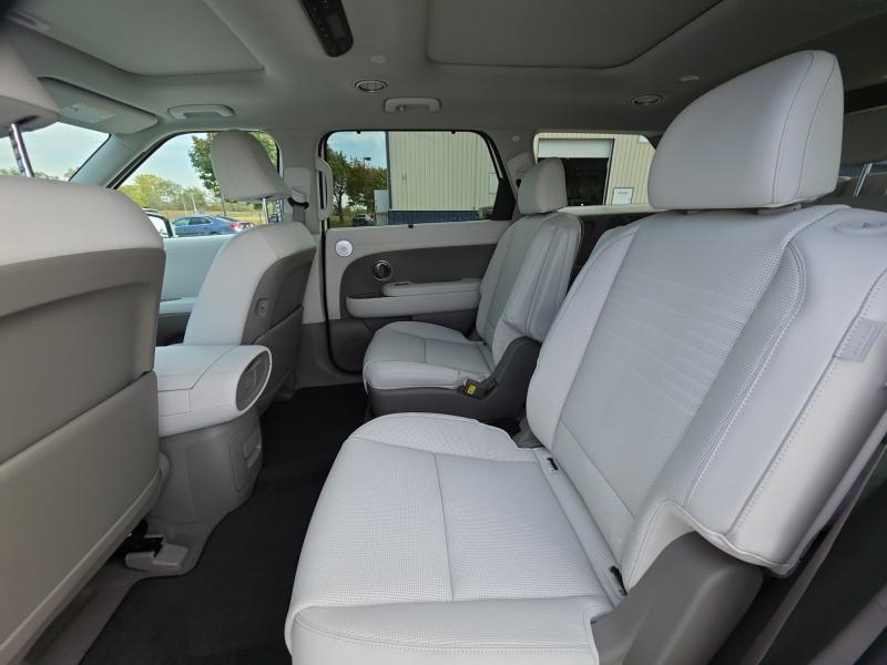 new 2026 Hyundai Palisade Hybrid car, priced at $56,574