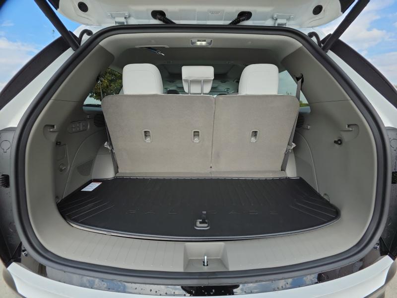 new 2026 Hyundai Palisade Hybrid car, priced at $56,574