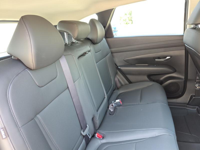 new 2025 Hyundai TUCSON Hybrid car, priced at $39,459