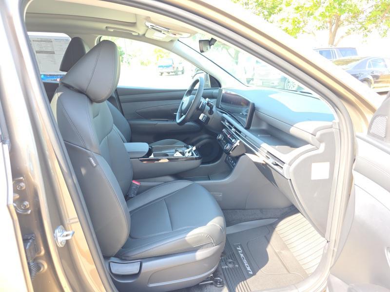 new 2025 Hyundai TUCSON Hybrid car, priced at $39,459