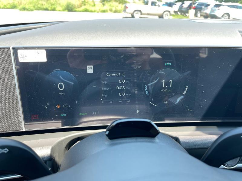 new 2025 Hyundai TUCSON Hybrid car, priced at $37,194